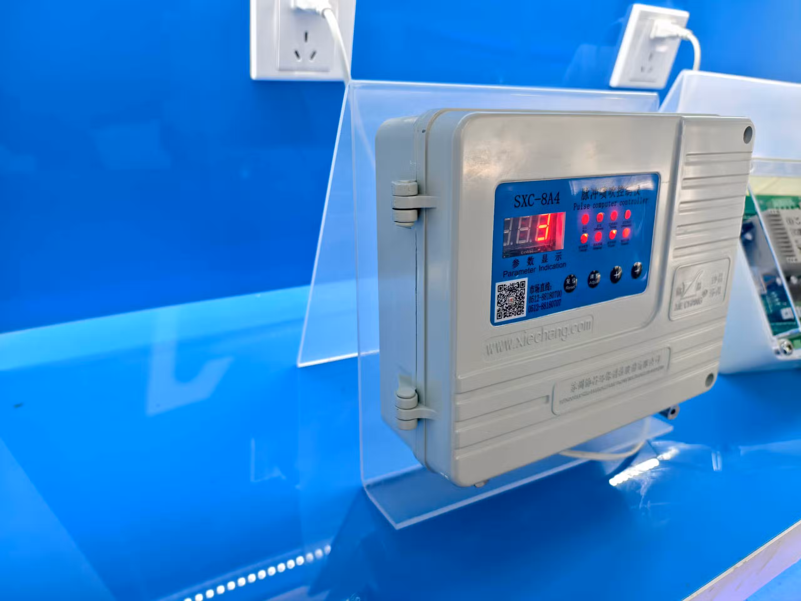 Vista de detalle 6 del controlador de pulsos IP65 Xiechang® SXC-X8A4